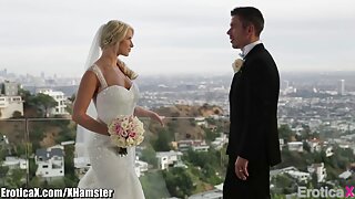 ஒரு பெண்ணுடன் ஸ்ட்ரிப் மீனா செக்ஸ் வீடியோக்கள் கார்டுகளை விளையாடினார், பின்னர் ஒரு டிக் மீது இழுத்தார்