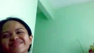 புதிய ஆபாச செயலர் தமிழ் sexx கறுப்பின முதலாளியுடன் அழகாகப் பழகுகிறார்