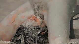 ஒரு மனிதன் வேலைக்குப் புறப்படுவதற்கு முன்பு தன் மனைவியைக் குடுத்து, தமிழ் அத்தை xnx அவளது புழையில் படர்ந்தான்